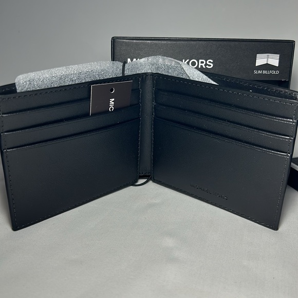 Choose one NWT  Men`s Jet Set Slim Billfold Leather Wallet with Gift Box pick 1 - Picture 8 of 15